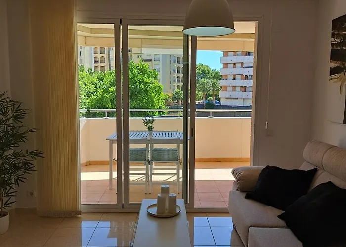 Noctua 020 Estepona Centro 3